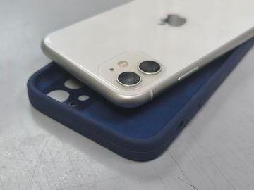 Б/в Мобільний телефон Apple iphone 11 64gb 01-200817077