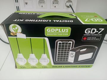 Б/в Портативна сонячна станція Gdplus gd-7 7500mah 01-200820186