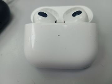 Б/в Навушники Apple airpods 3rd generation 01-200836163