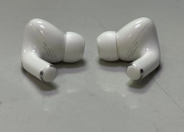 Б/в Навушники Apple airpods pro 2nd generation with magsafe charging case usb-c 01-200858739