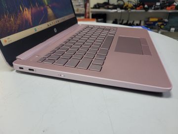 Б/в Ноутбук Hp 14/celeron n4120 ddr4/4gb ddr4/hdd *відсутній/ssd 64 gb/*інтегрована 01-200859611