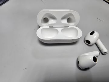 Б/в Навушники Apple airpods 3rd generation 01-200862072