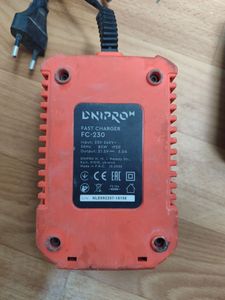 Б/в Шурупокрут Dnipro-M cd-200t 1акб 4ah зп 01-200860923