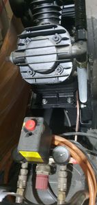 Б/в Компресор Dnipro-M ac-100 vg 01-200860815