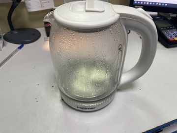 Б/в Електрочайник Holmer hks-1720gw 01-200868515