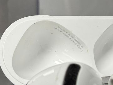 Б/в Навушники Apple airpods 4 01-200872159