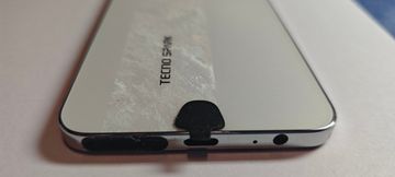 Б/у Мобильный телефон Tecno spark 30 pro kl7 8/256gb 01-200874078