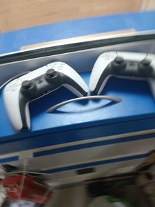 Б/в Ігрова приставка Sony playstation 5 825gb 01-200883647