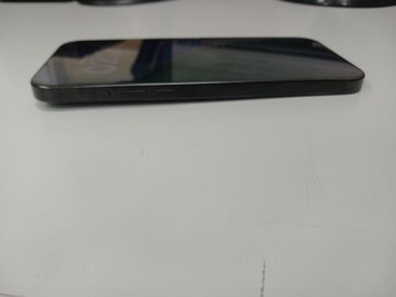 Б/в Мобільний телефон Apple iphone 16 pro max 256gb 01-200889988