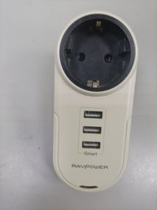 Б/у Зарядное устройство Ravpower rp-pc003 01-200890016