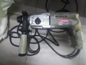 Б/в Перфоратор Интерскол п-710эр 01-200901586