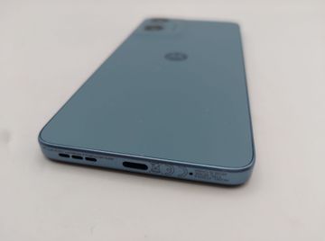 Б/у Мобільний телефон Motorola moto e15 2/64gb 01-200916163