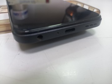 Б/в Мобільний телефон Freeyond f9 3/128gb 01-200930733