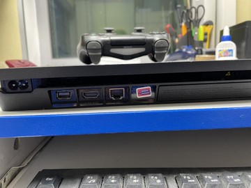 Б/в Ігрова приставка Sony playstation 4 slim 1tb 01-200946083