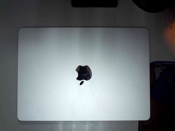 Б/в Ноутбук Apple macbook air 13,6" 2025 mc6t4 / apple m4/ 8 core gpu/ ram 16gb/ ssd 256gb/ a3240 01-200962985