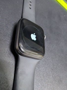 Б/в Смарт-годинник Apple watch series 4 gps 44mm aluminium case 01-200967972