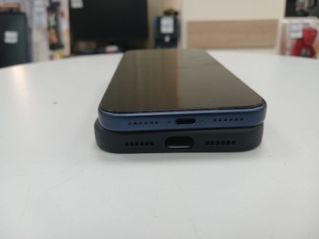 Б/у Мобільний телефон Apple iphone 17 pro max 512gb 01-201003819