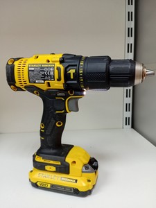 Б/в Акумуляторний шурупокрут Stanley scd711 01-201116380