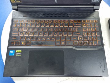 Б/у Ноутбук Acer 15/core 5 210h ddr4/16gb ddr5/hdd *відсутній/ssd 1000 gb/rtx 5060 8gb 01-201123276