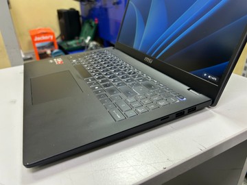 Б/в Ноутбук Msi 15/ryzen 5 7530u ddr4/16gb ddr4/hdd *відсутній/ssd 512 gb/*інтегрована 01-201107551