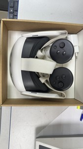 Б/в Окуляри віртуальної реальності Meta quest 3 512gb 01-201137383