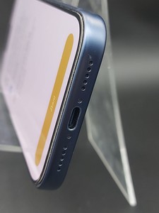 Б/в Мобільний телефон Apple iphone 17 pro 256gb 01-201054271
