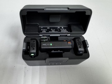 Б/в Мікрофон Dji mic mini 2tx + 1rx + charging case 01-201169087