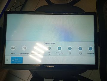 01-200744409: Samsung ue24n4500au