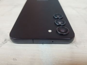 01-200632474: Samsung galaxy s23 8/256gb