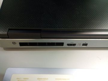 01-200776932: Dell 17/core i7 9850h ddr4/32gb ddr4/hdd *відсутній/ssd 512 gb/quadro rtx 3000 6gb