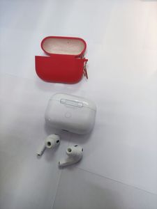 01-200778338: Apple airpods pro 2nd generation with magsafe charging case usb-c