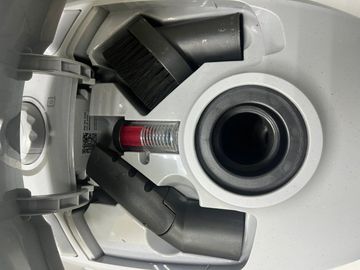 Б/в Пилосос Electrolux eb31c1ug 01-200805466