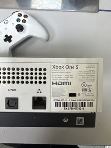 Б/у Игровая приставка Microsoft xbox one s 1tb 01-200815410