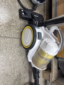 Б/в Пилосос Karcher vc 3 premium 01-200816110