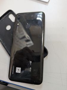Б/в Мобільний телефон Huawei p smart plus 2019 3/64gb 01-200829781