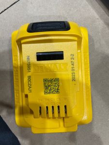 Б/у Шуруповерт Dewalt dcd805 + 1акб 2ah + зп 01-200832811