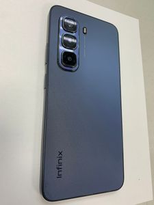 Б/в Мобільний телефон Infinix hot 50 pro 8/256gb 01-200835359