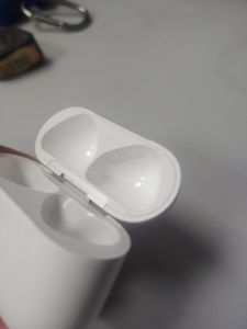 Б/у Наушники Apple airpods 4 with active noise cancellation 01-200836780