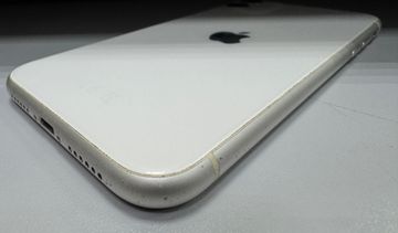 Б/в Мобільний телефон Apple iphone 11 64gb 01-200854670
