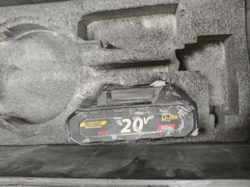 Б/в Віброприсоска Procraft ptm20 1акб зп 01-200878749