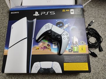 Б/у Игровая приставка Sony playstation 5 slim digital edition 825gb 01-200902867