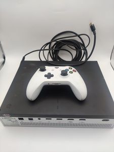 Б/у Игровая приставка Microsoft xbox one s 1tb 01-200907197