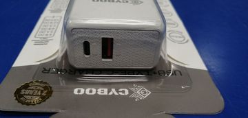 Б/в Зарядний блок Cyboo usb+type-с 20w 01-200907559