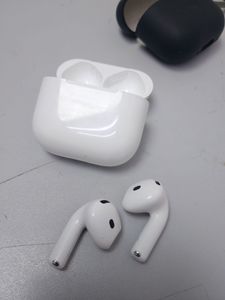 Б/у Наушники Apple airpods 4 01-200908064