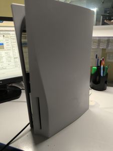 Б/в Ігрова приставка Sony playstation 5 825gb 01-200916000