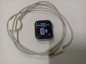 Б/в Смарт-годинник Apple watch series 6 gps 44mm aluminum case 01-200889618