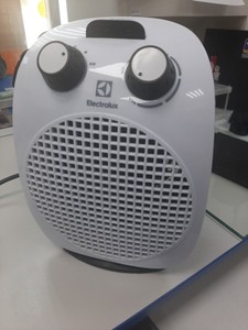 Б/в Обігрівач Electrolux efh/s-1125 01-200930291