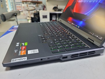 Б/у Ноутбук Lenovo 16/ryzen 7 7745hx ddr5/16gb ddr5/ssd 512 gb/geforce rtx4070 8gb 01-200931159