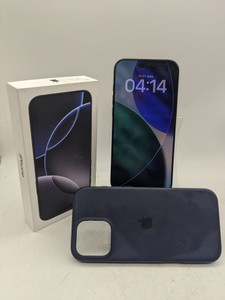 Б/в Мобільний телефон Apple iphone 16 pro max 256gb 01-200914486