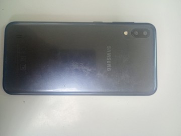 Б/в Мобільний телефон Samsung galaxy m10 2/16gb sm-m105g 01-200973627